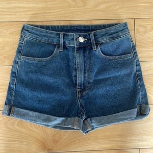 Dark denim jean shorts! Size 0